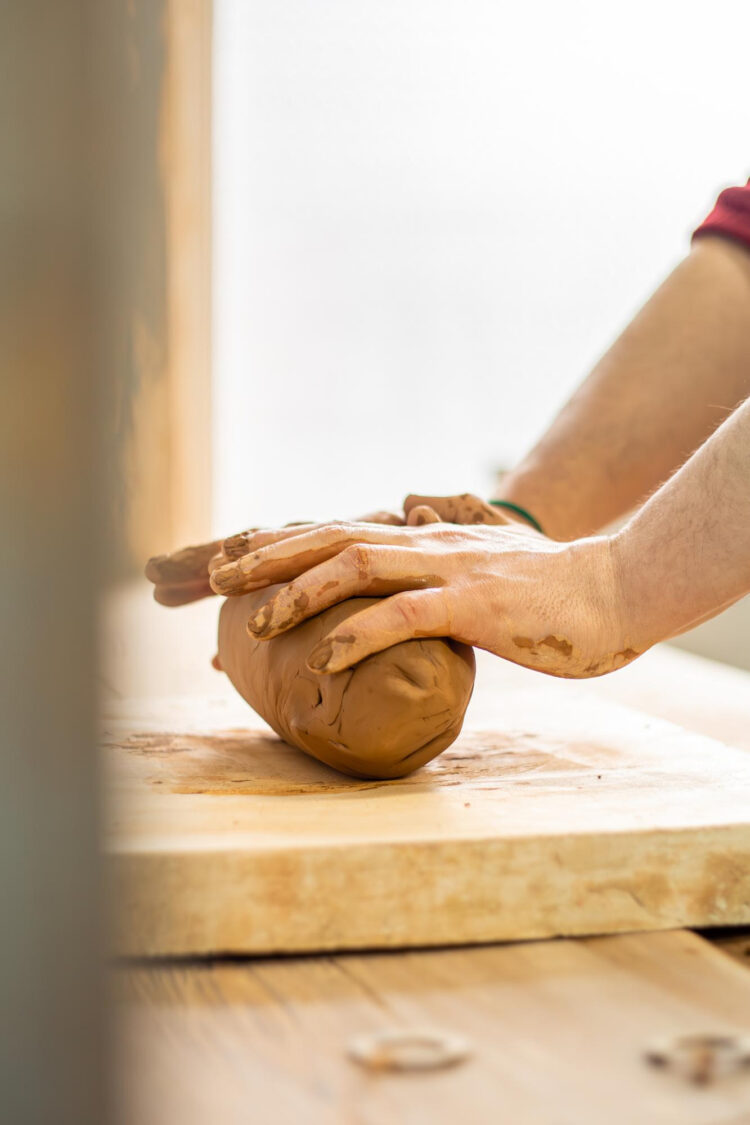 création d'une boule terre sur une table